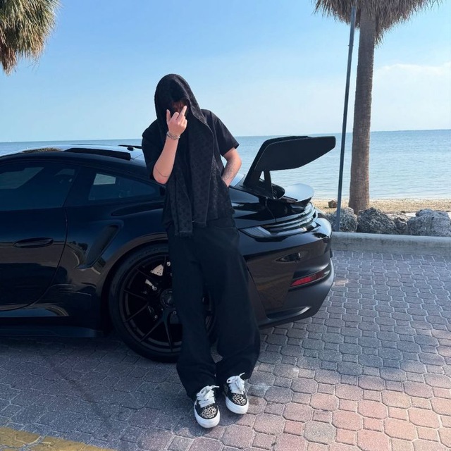 Trading with Ns Logo